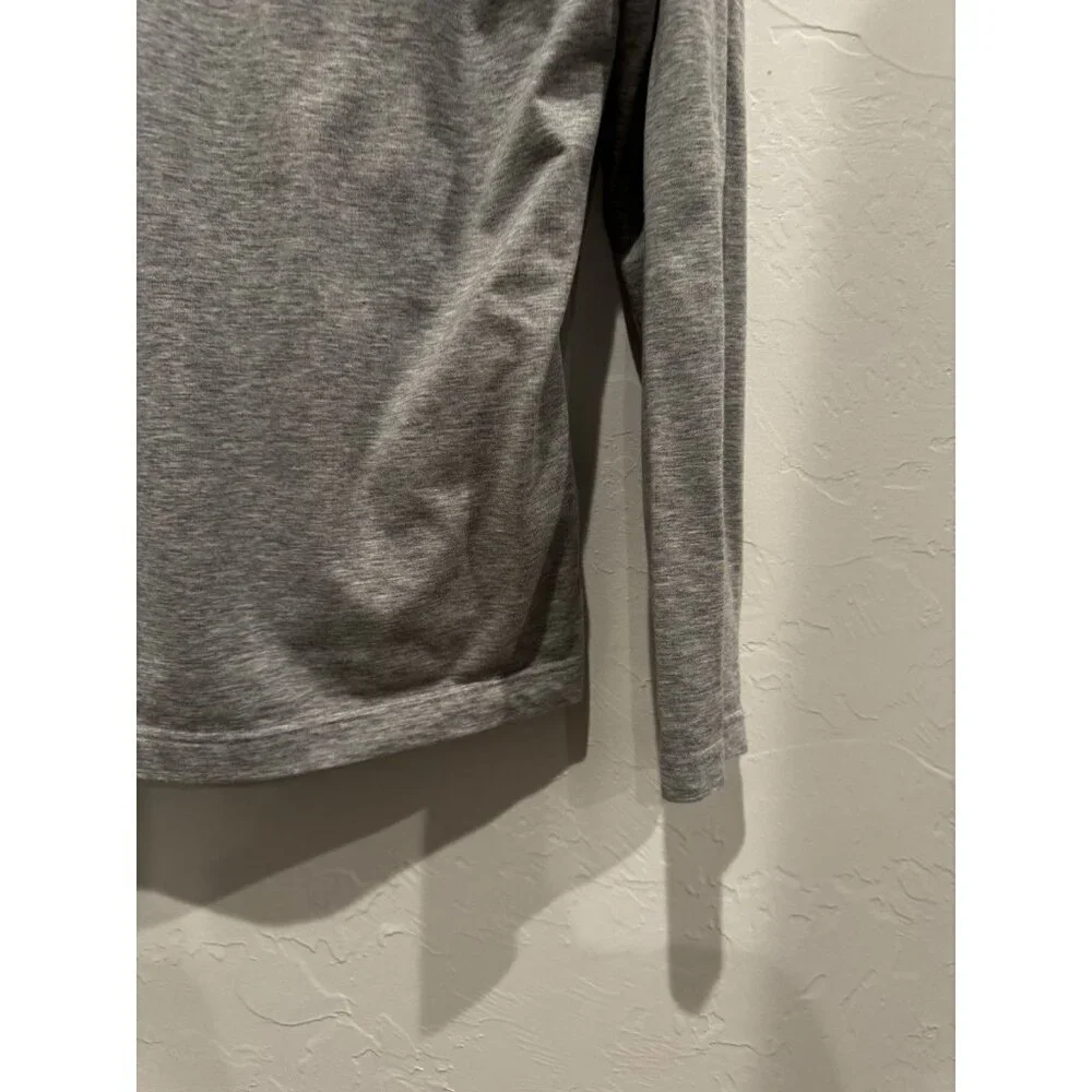 TravisMathew Quarter Zip Tequila Sunrise Golf Jacket Gray Size S